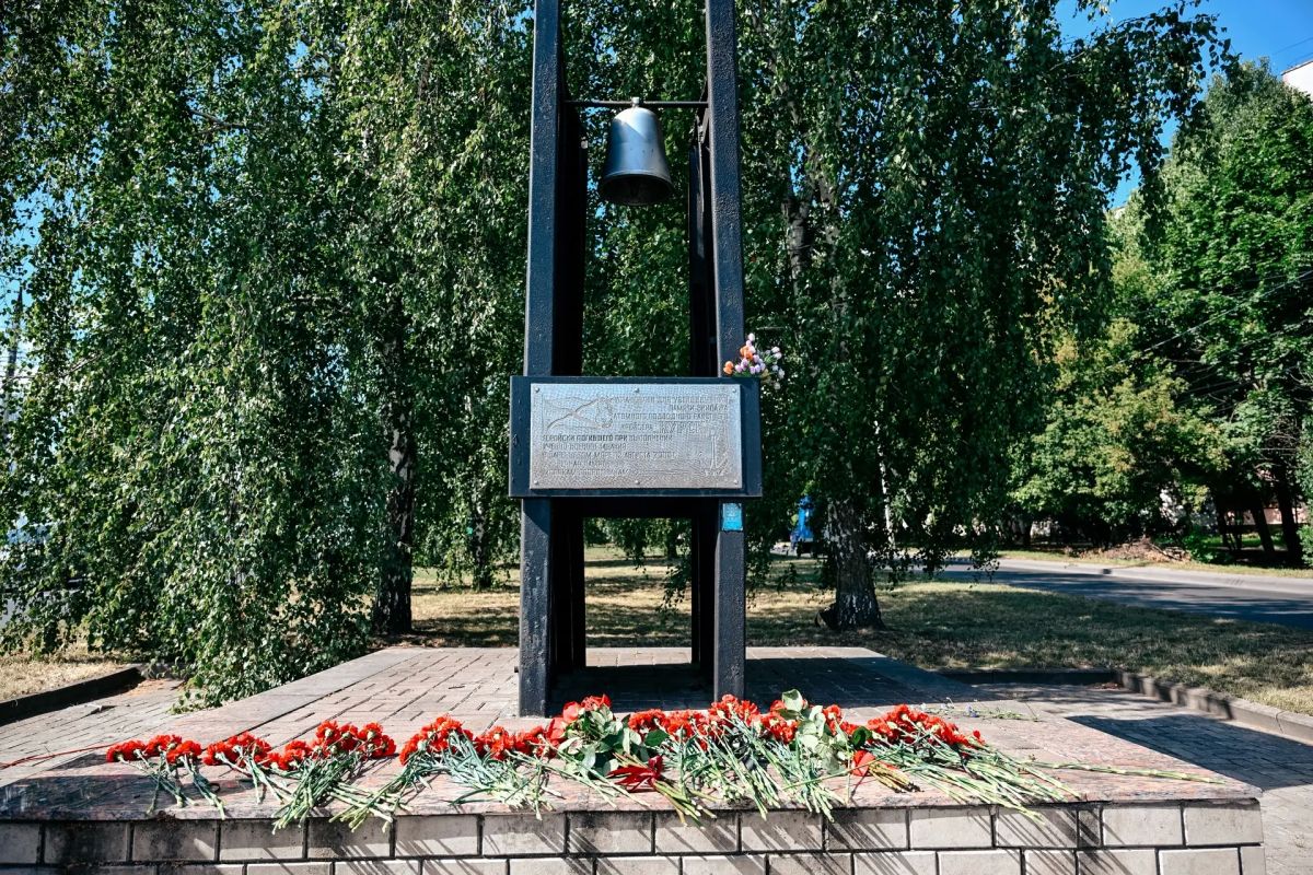 Александр Хинштейн: Сегодня — 26-я годовщина гибели атомного подводного крейсера «Курск» Александр Хинштейн: Сегодня — 26-я годовщина гибели атомного подводного крейсера «Курск»