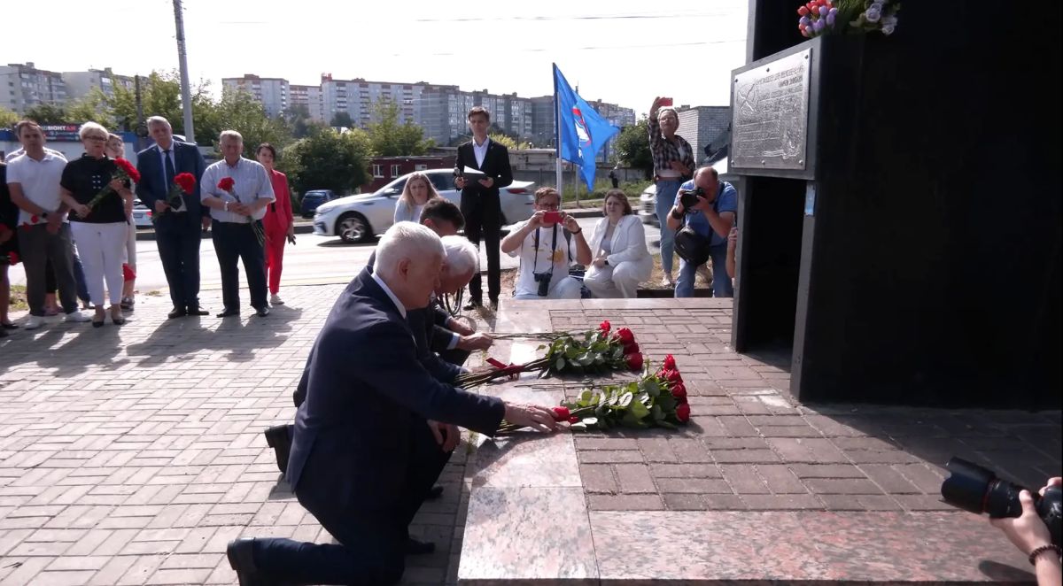 В Курске почтили память моряков, погибших 26 лет назад на подлодке «Курск»
