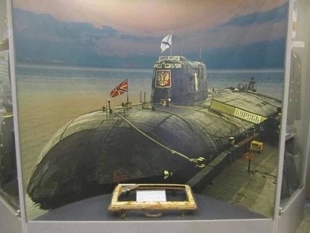 Сегодня 26 лет со дня гибели атомной подводной лодки К-141 «Курск» проекта 949А «Антей» Сегодня 26 лет со дня гибели атомной подводной лодки К-141 «Курск» проекта 949А «Антей»