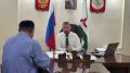 Глава города Аслан Умаров провёл еженедельный приём граждан