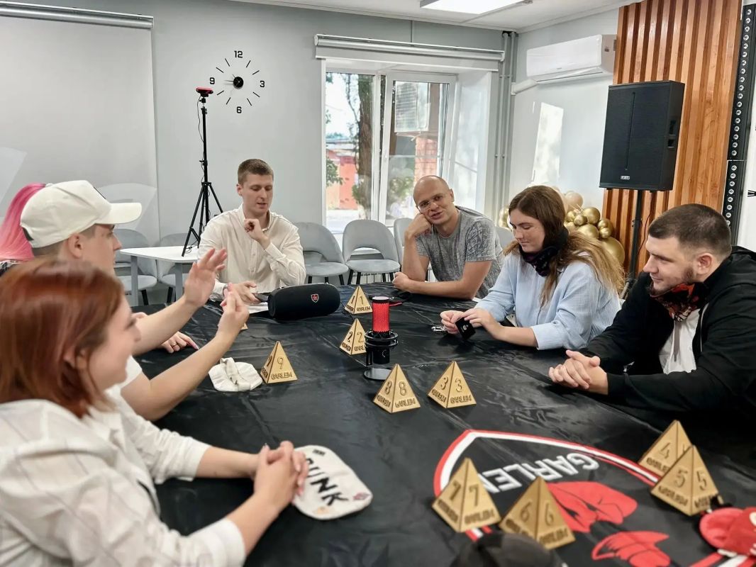В курском молодёжном центре «Спектр» состоялась игра «Полемика» — вариант «Мафии» в соревновательном формате