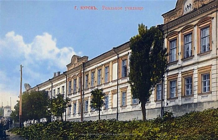 12 августа исполняется 80 лет со дня рождения Юрия Викторовича Донченко — человека, чья жизнь стала примером служения истории Курского края 12 августа исполняется 80 лет со дня рождения Юрия Викторовича Донченко — человека, чья жизнь стала примером служения истории Курского края