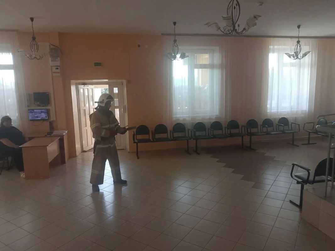Инструктажи к новому учебному году проведены в трех школах Конышевского района Инструктажи к новому учебному году проведены в трех школах Конышевского района
