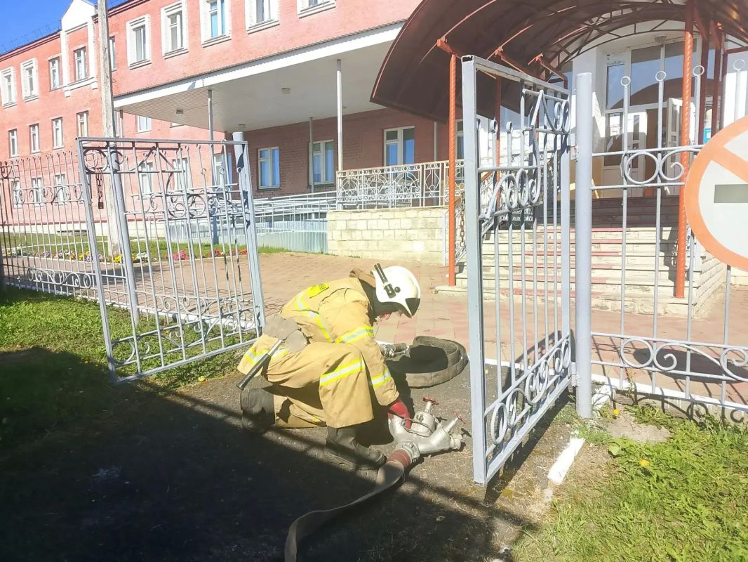 Инструктажи к новому учебному году проведены в трех школах Конышевского района Инструктажи к новому учебному году проведены в трех школах Конышевского района