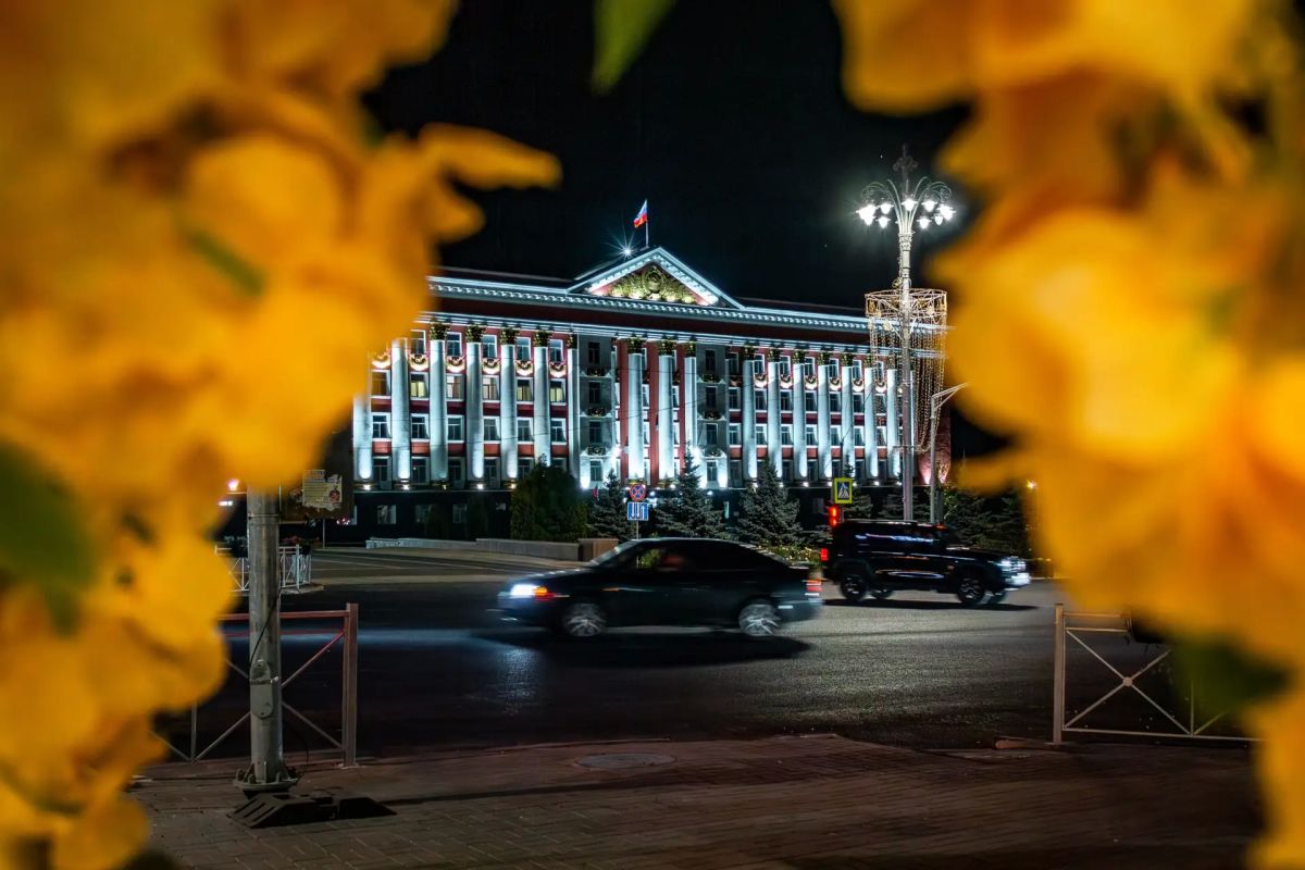 Доброй ночи! Вечерняя прогулка по улице Ленина Доброй ночи! Вечерняя прогулка по улице Ленина