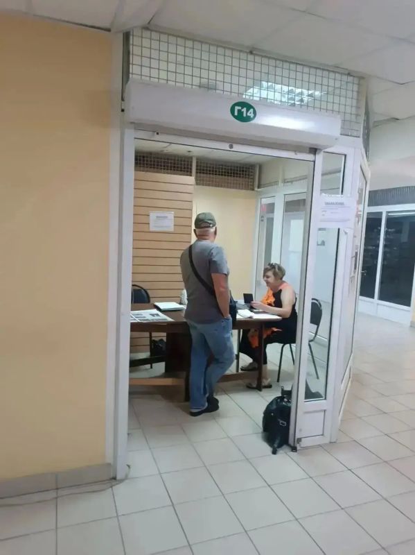В здании Центрального рынка во вторник и среду выдают гумпомощь В здании Центрального рынка во вторник и среду выдают гумпомощь