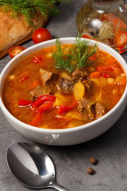 Вкусная традиция: как приготовить суп мастава