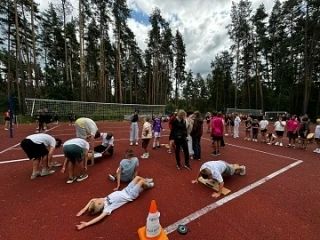 В рамках профильной смены «От значка ГТО к Олимпийской медали» на базе МБУ СОЛ "Олимпиец"(Жидеевка) состоялось массовое тестирование воспитанников по Всероссийскому физкультурно-спортивному комплексу «Готов к труду и... В рамках профильной смены «От значка ГТО к Олимпийской медали» на базе МБУ СОЛ "Олимпиец"(Жидеевка) состоялось массовое тестирование воспитанников по Всероссийскому физкультурно-спортивному комплексу «Готов к труду и...