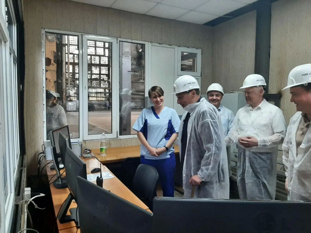 Александр Хинштейн оценил подготовку сахарного завода в Золотухинском районе к новому сезону