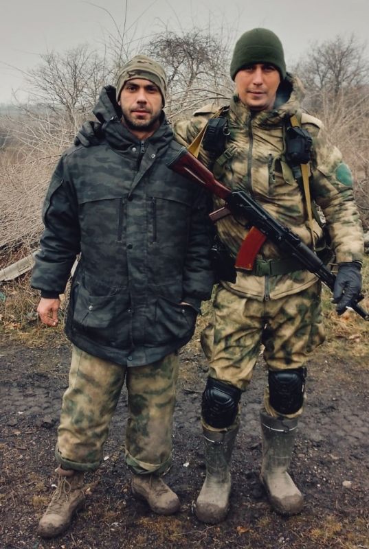Спецназ «Ахмат» МО РФ Позывной «Спутник» Спецназ «Ахмат» МО РФ Позывной «Спутник»