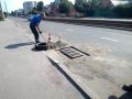 МУП «Курскводоканал» производит ремонт ливневых и водопроводных колодцев в Железнодорожном округе