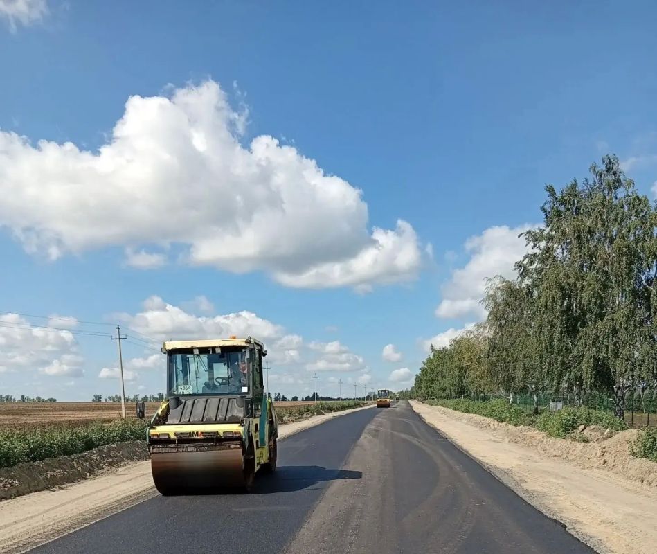 В Мантуровском районе в селе Большие Бутырки продолжают строительство автодороги к плодохранилищу на 6 тонн продукции В Мантуровском районе в селе Большие Бутырки продолжают строительство автодороги к плодохранилищу на 6 тонн продукции