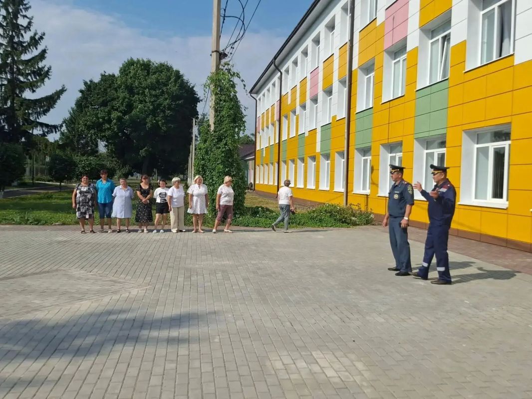 Всероссийские учения по безопасности прошли в школе поселка Черемисиново Всероссийские учения по безопасности прошли в школе поселка Черемисиново