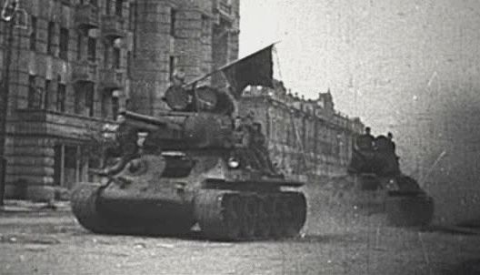 Максим Григорьев: 18 августа 1943 года завершилась операция "Кутузов" — Красная армия ликвидировала Орловский выступ, с которого немецкие войска наступали на Курск с севера