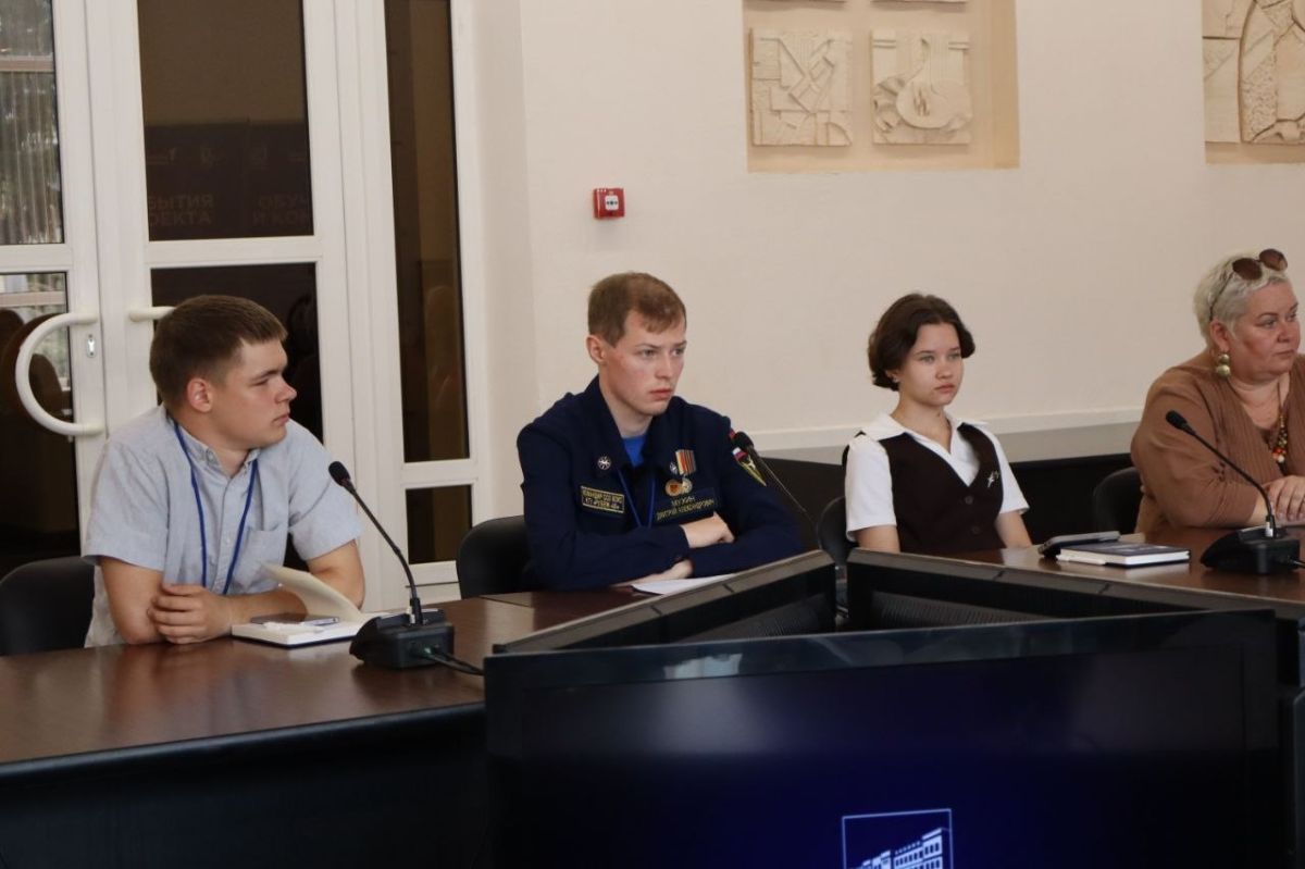 Екатерина Харченко: Сегодня дали старт первой профильной смене Акселератора «Передний край – Курск» Екатерина Харченко: Сегодня дали старт первой профильной смене Акселератора «Передний край – Курск»