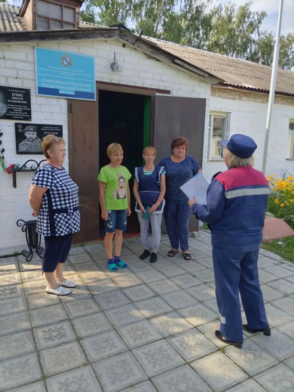 Безопасность школ Тимского района к новому учебному году