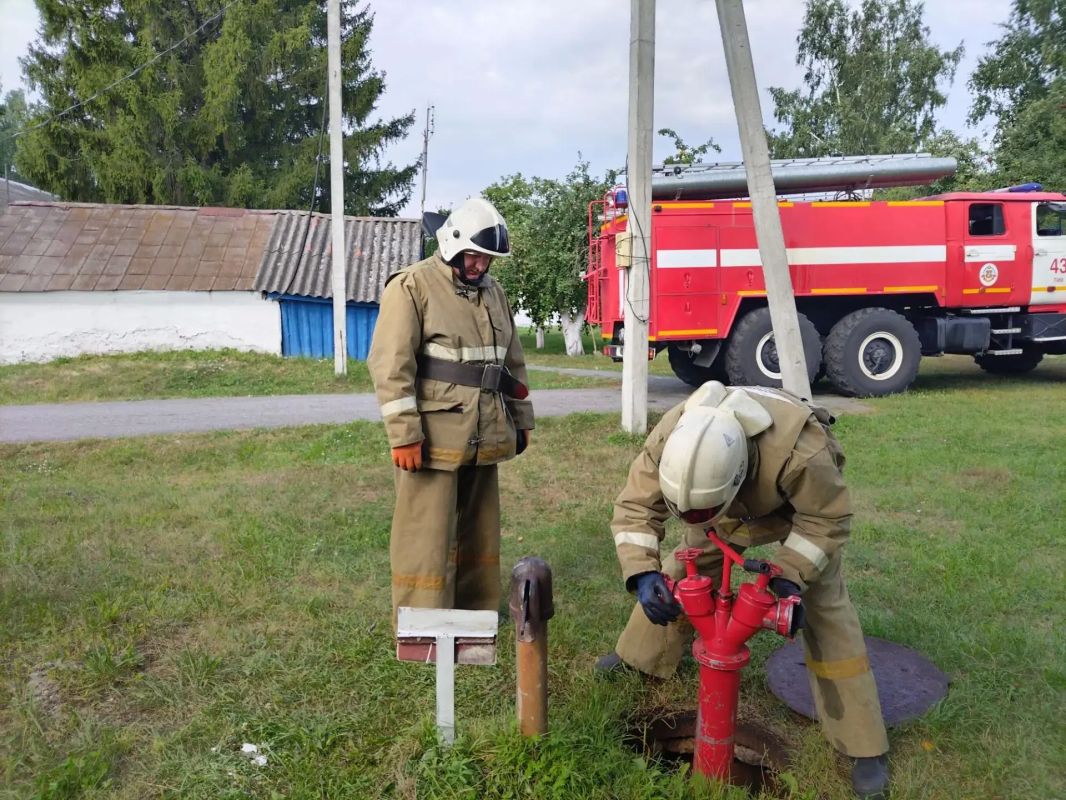 Безопасность школ Тимского района к новому учебному году Безопасность школ Тимского района к новому учебному году