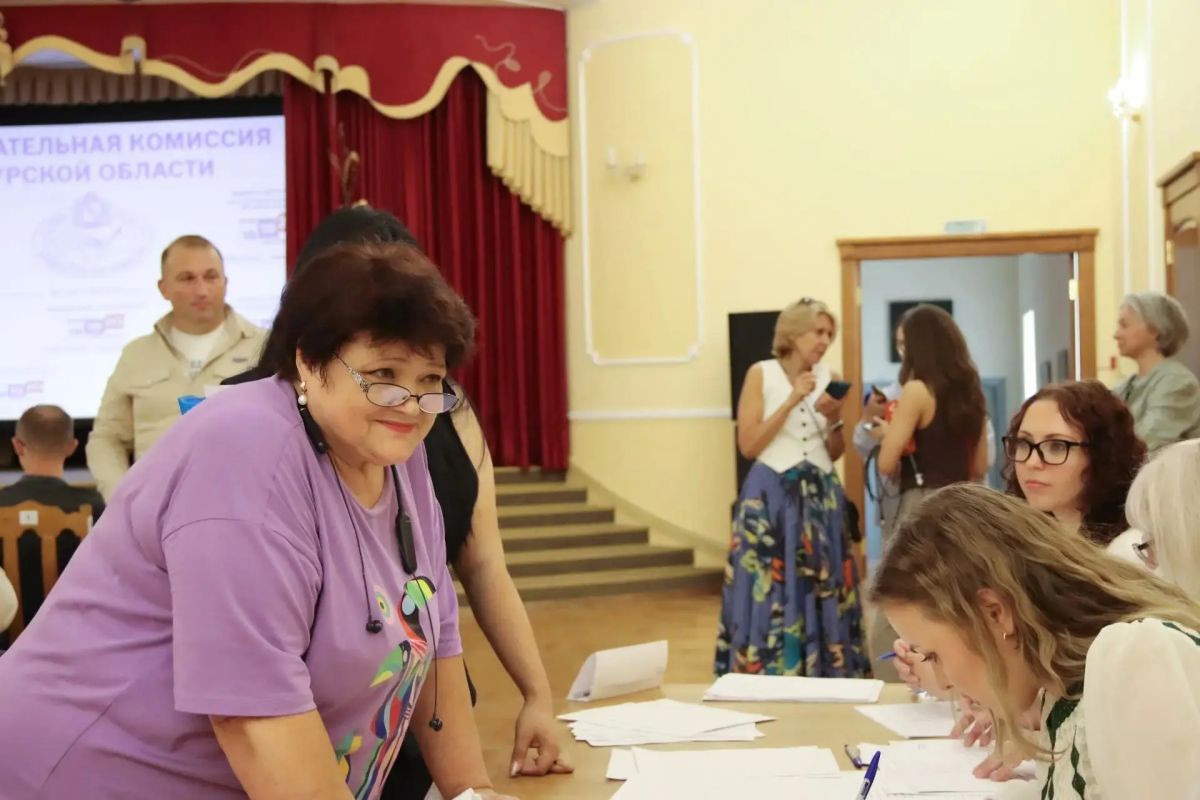 В Курске состоялась жеребьевка по распределению эфирного времени и печатных площадей в региональных средствах массовой информации для проведения предвыборной агитации на выборах депутатов Государственной Думы России и... В Курске состоялась жеребьевка по распределению эфирного времени и печатных площадей в региональных средствах массовой информации для проведения предвыборной агитации на выборах депутатов Государственной Думы России и...