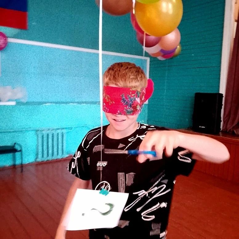 В рамках летнего сезона в Ржавском СДК состоялась игровая встреча, приуроченная ко Дню летних квестов В рамках летнего сезона в Ржавском СДК состоялась игровая встреча, приуроченная ко Дню летних квестов