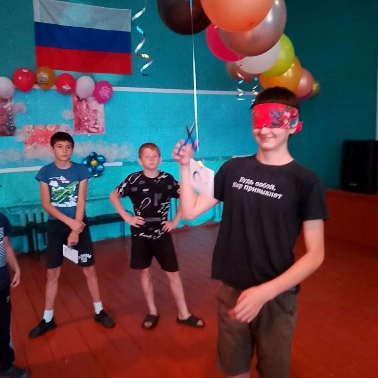 В рамках летнего сезона в Ржавском СДК состоялась игровая встреча, приуроченная ко Дню летних квестов В рамках летнего сезона в Ржавском СДК состоялась игровая встреча, приуроченная ко Дню летних квестов