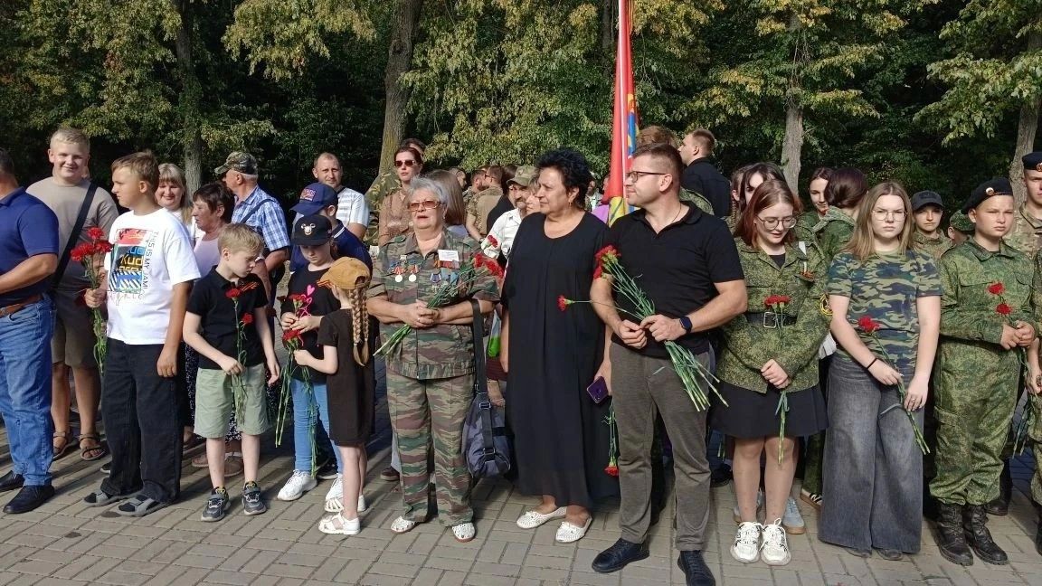 В Курске перезахоронили останки 174 мирных жителей и советских воинов, погибших в годы Великой Отечественной войны В Курске перезахоронили останки 174 мирных жителей и советских воинов, погибших в годы Великой Отечественной войны