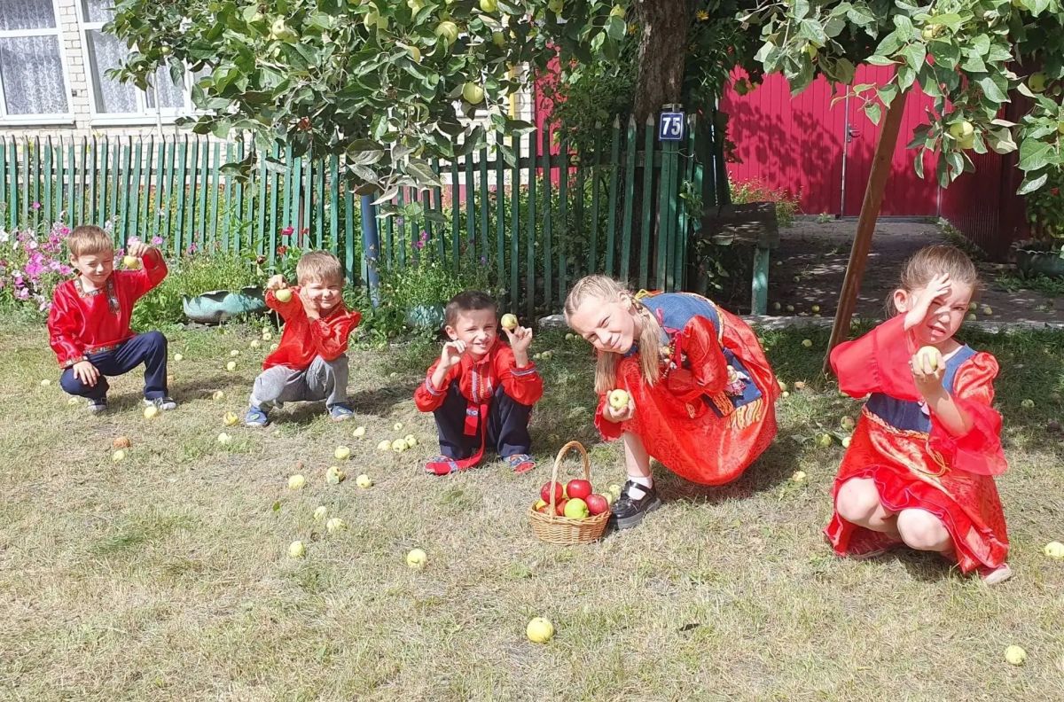 Воспитанники Щигровского центра соцпомощи «Импульс» окунулись в атмосферу одного из самых светлых православных праздников – Яблочный Спас Воспитанники Щигровского центра соцпомощи «Импульс» окунулись в атмосферу одного из самых светлых православных праздников – Яблочный Спас