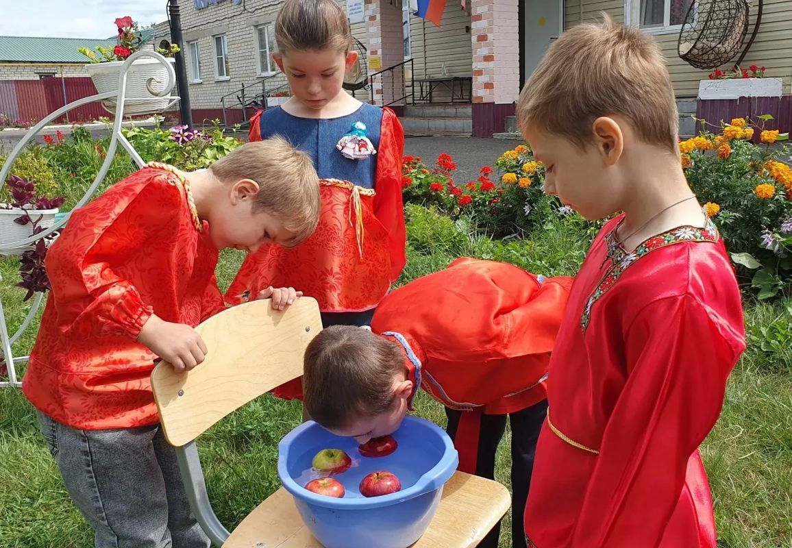 Воспитанники Щигровского центра соцпомощи «Импульс» окунулись в атмосферу одного из самых светлых православных праздников – Яблочный Спас Воспитанники Щигровского центра соцпомощи «Импульс» окунулись в атмосферу одного из самых светлых православных праздников – Яблочный Спас