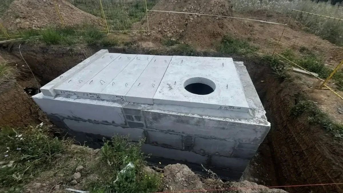 В Курске в поселке «Соловьиный» продолжают строить водопровод В Курске в поселке «Соловьиный» продолжают строить водопровод