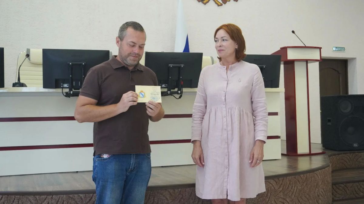 Ещё одна группа рыльских добровольцев завершила обучение в рамках губернаторского грантового проекта «Добровольная санитарная дружина» Ещё одна группа рыльских добровольцев завершила обучение в рамках губернаторского грантового проекта «Добровольная санитарная дружина»