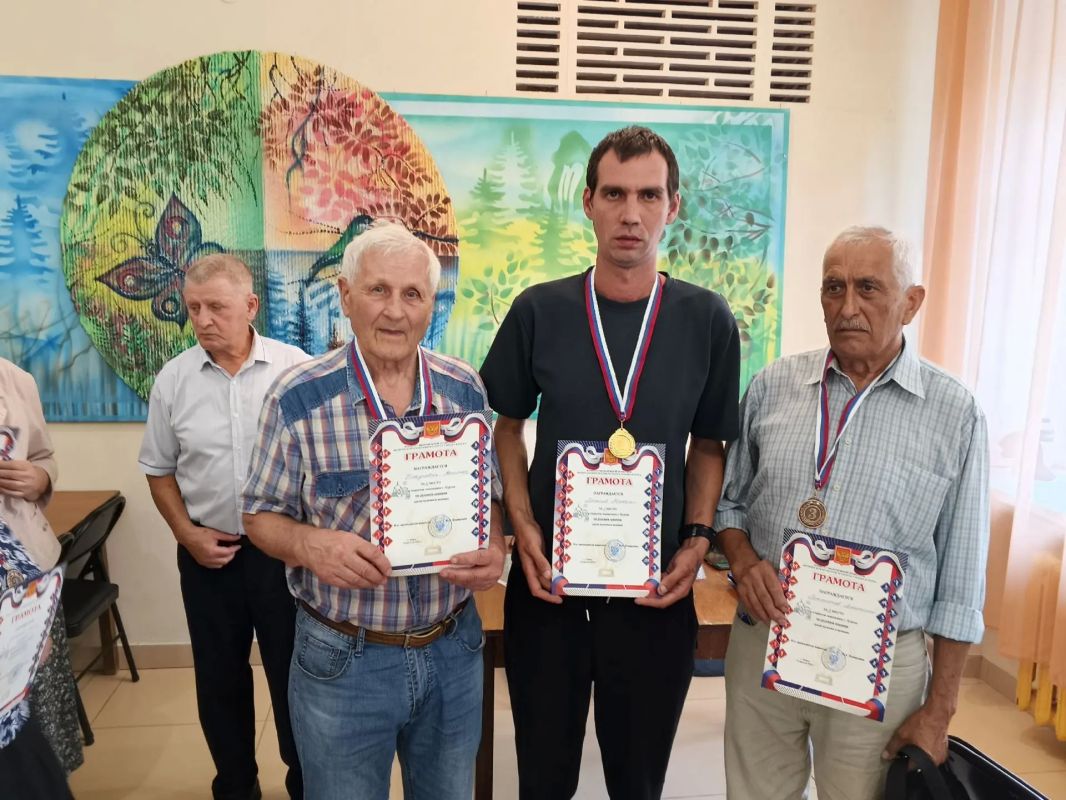 ЧЕМПИОНЫ КУРСКА ПО РУССКИМ ШАШКАМ ЧЕМПИОНЫ КУРСКА ПО РУССКИМ ШАШКАМ