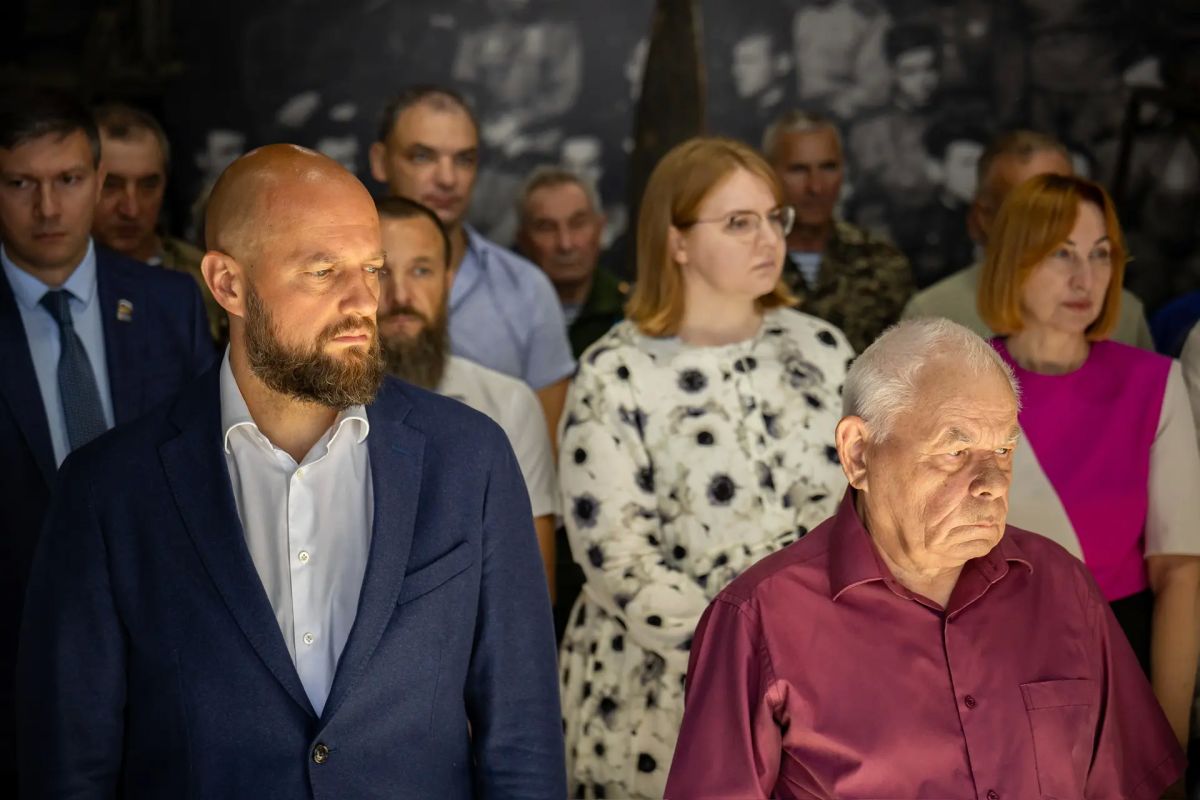 Сегодня мне выпала честь побывать в музее Курской битвы местного поискового отряда «Курган», которому исполнилось 10 лет Сегодня мне выпала честь побывать в музее Курской битвы местного поискового отряда «Курган», которому исполнилось 10 лет
