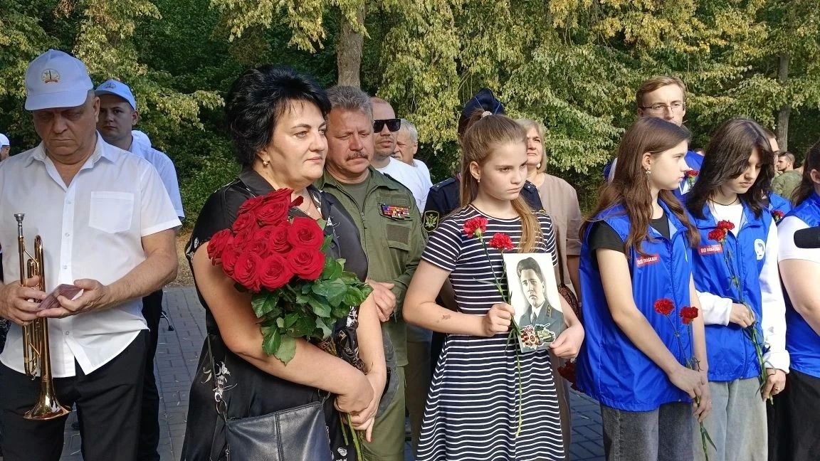 В Курске перезахоронили останки 174 мирных жителей и советских воинов, погибших в годы Великой Отечественной войны В Курске перезахоронили останки 174 мирных жителей и советских воинов, погибших в годы Великой Отечественной войны