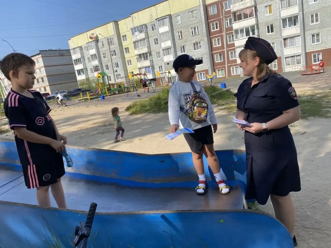 В Нижнеилимском муниципальном округе проведена профилактическая акция «Счастливое детство – без ДТП» В Нижнеилимском муниципальном округе проведена профилактическая акция «Счастливое детство – без ДТП»