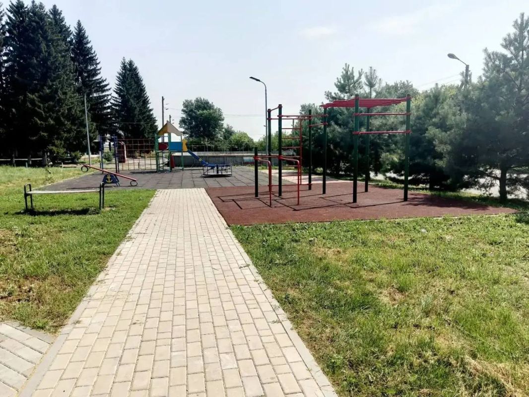 В деревне Волжанец завершили 5-й этап благоустройства сквера В деревне Волжанец завершили 5-й этап благоустройства сквера