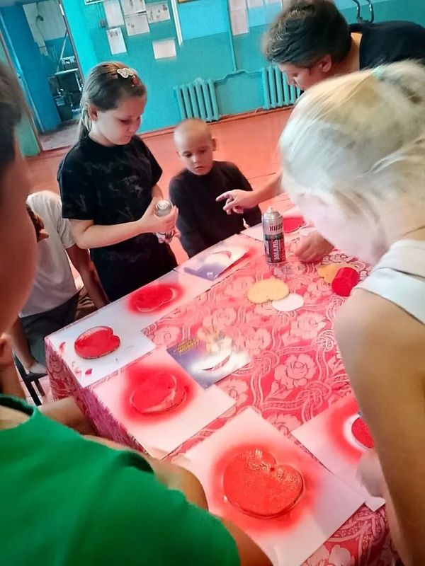 В Ржавском СДК прошло увлекательное мероприятие, посвящённое замечательному народному празднику, "Яблочному Спасу" В Ржавском СДК прошло увлекательное мероприятие, посвящённое замечательному народному празднику, "Яблочному Спасу"