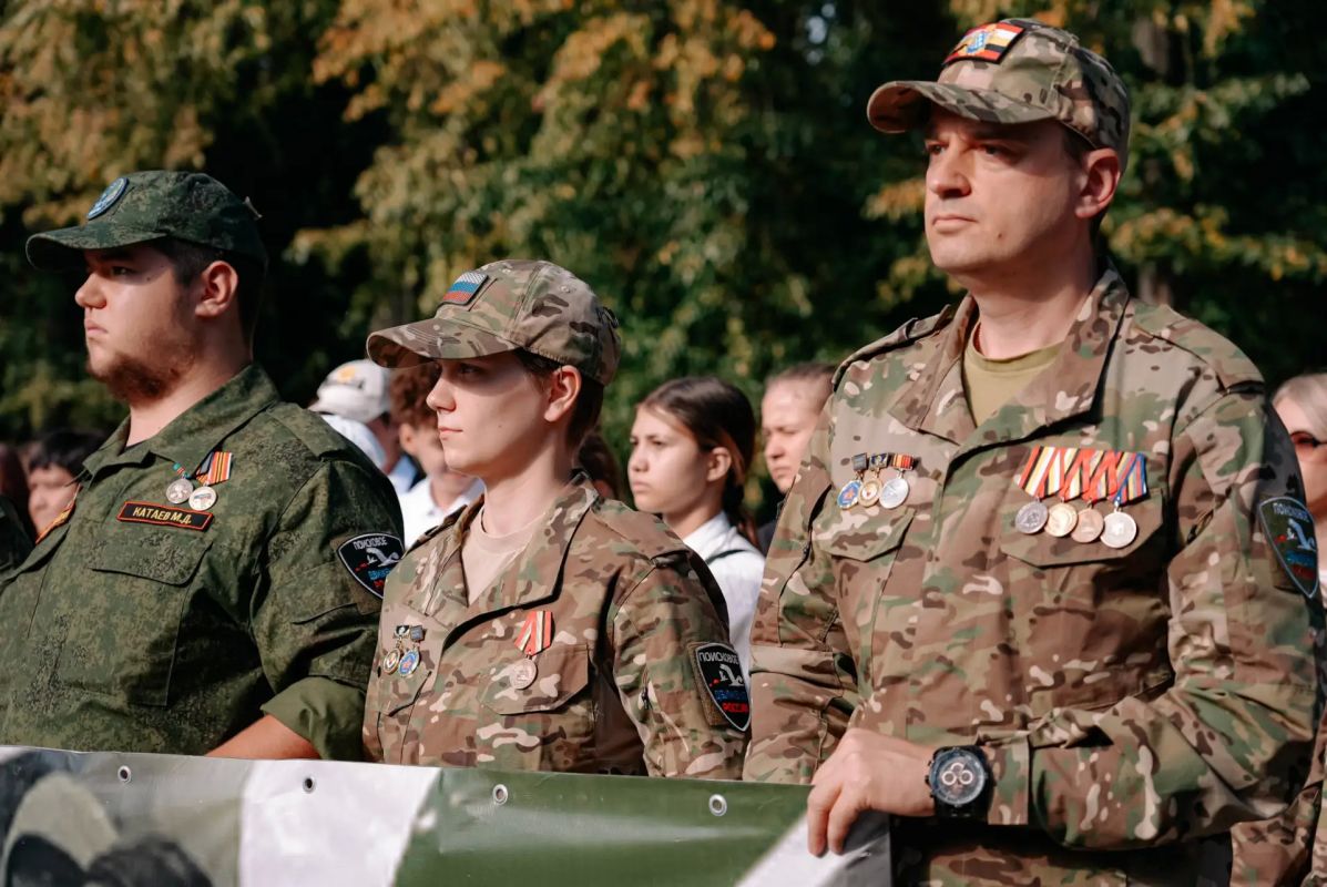 В канун 83-й годовщины победы в Курской битве состоялась церемония захоронения останков 174 солдат и мирных жителей, погибших в годы Великой Отечественной войны