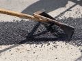 В Курске продолжают ямочный ремонт дорог