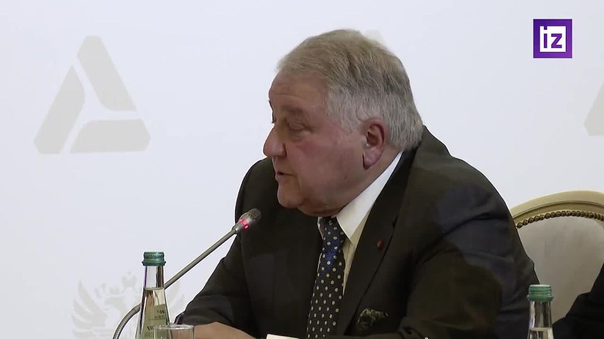 В России предложили создать атомный танкер для перевозки сжиженного природного газа по Северному морскому пути