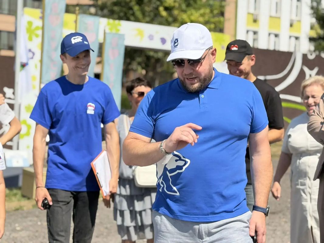 Однако День Государственного флага на Полугоре посвящён не только праздничным мероприятиям Однако День Государственного флага на Полугоре посвящён не только праздничным мероприятиям
