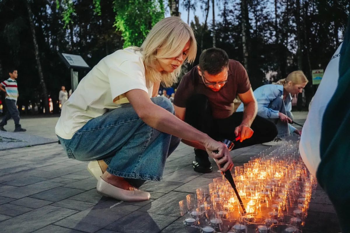 Сотни огней — одна история Сотни огней — одна история