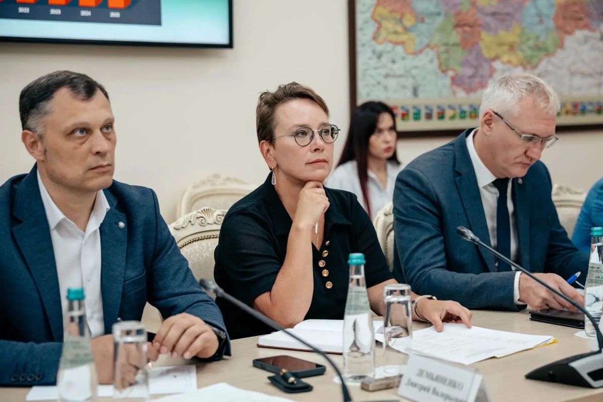 В Курской области создали рабочую группу для повышения безопасности на дорогах В Курской области создали рабочую группу для повышения безопасности на дорогах