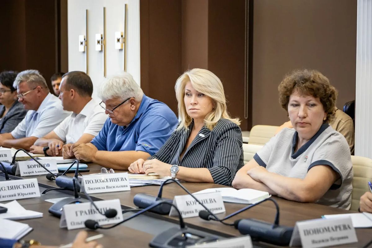 Глава города Курска провёл рабочую планерку Глава города Курска провёл рабочую планерку