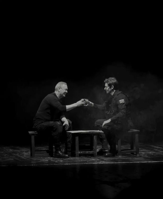 Вчера в Курске с музыкальной драмой «Дорога» была труппа московского «Театра РОСТА» Вчера в Курске с музыкальной драмой «Дорога» была труппа московского «Театра РОСТА»