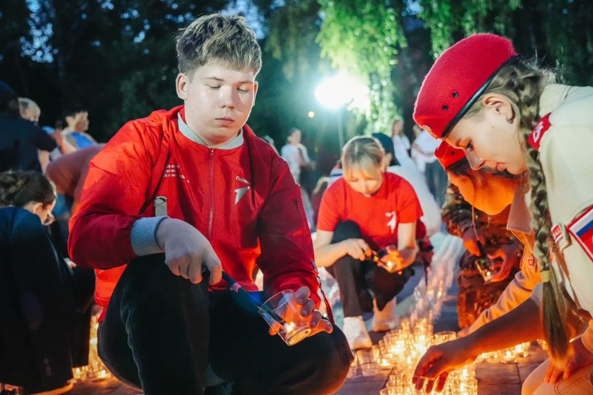 Сотни огней — одна история Сотни огней — одна история