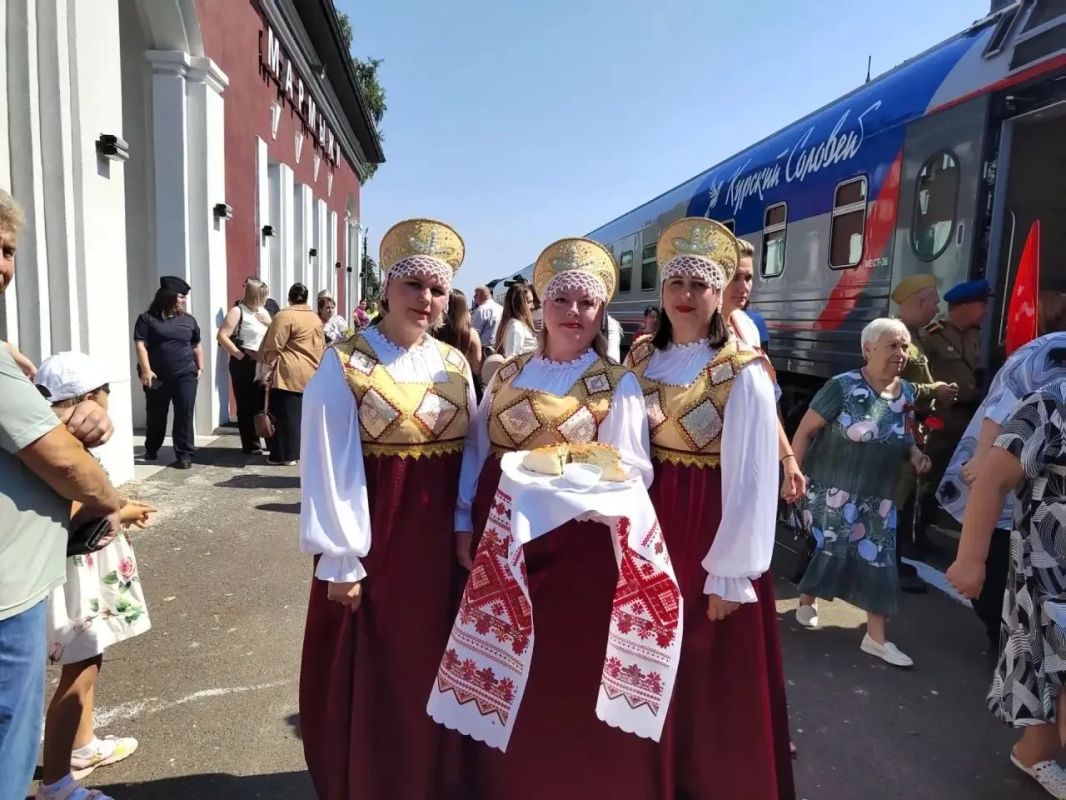 В день 83-й годовщины Победы в Курской битве получатели социальных услуг учреждения «Ветеран» приняли участие в акции «Поезд Победы - Дорога Памяти» В день 83-й годовщины Победы в Курской битве получатели социальных услуг учреждения «Ветеран» приняли участие в акции «Поезд Победы - Дорога Памяти»