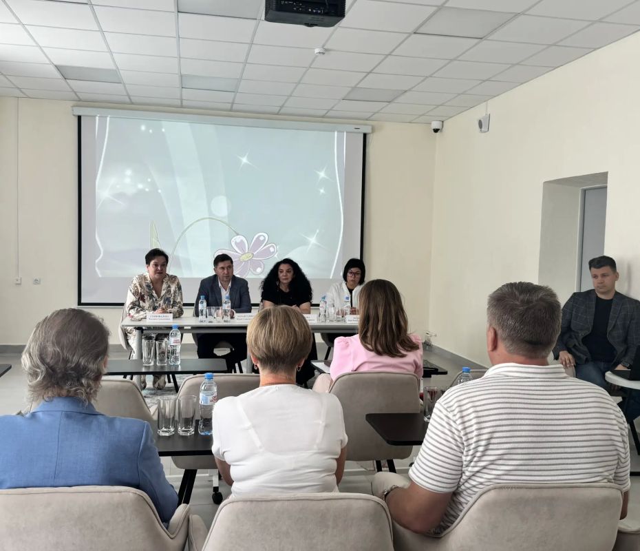 На прошедшей неделе регион с рабочим визитом посетили представители Госкорпорации «Росатом» На прошедшей неделе регион с рабочим визитом посетили представители Госкорпорации «Росатом»