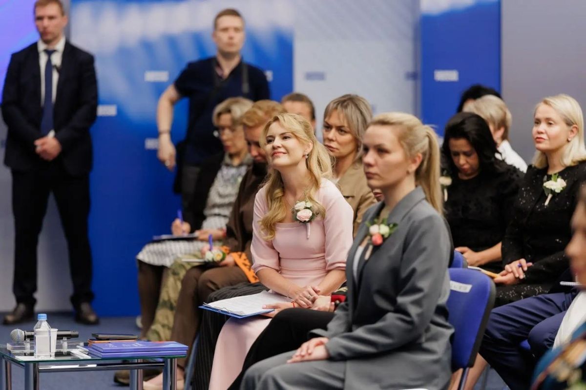 Екатерина Харченко: Больше 870 тысяч предложений в Народную программу Единой России поступило от женщин Екатерина Харченко: Больше 870 тысяч предложений в Народную программу Единой России поступило от женщин