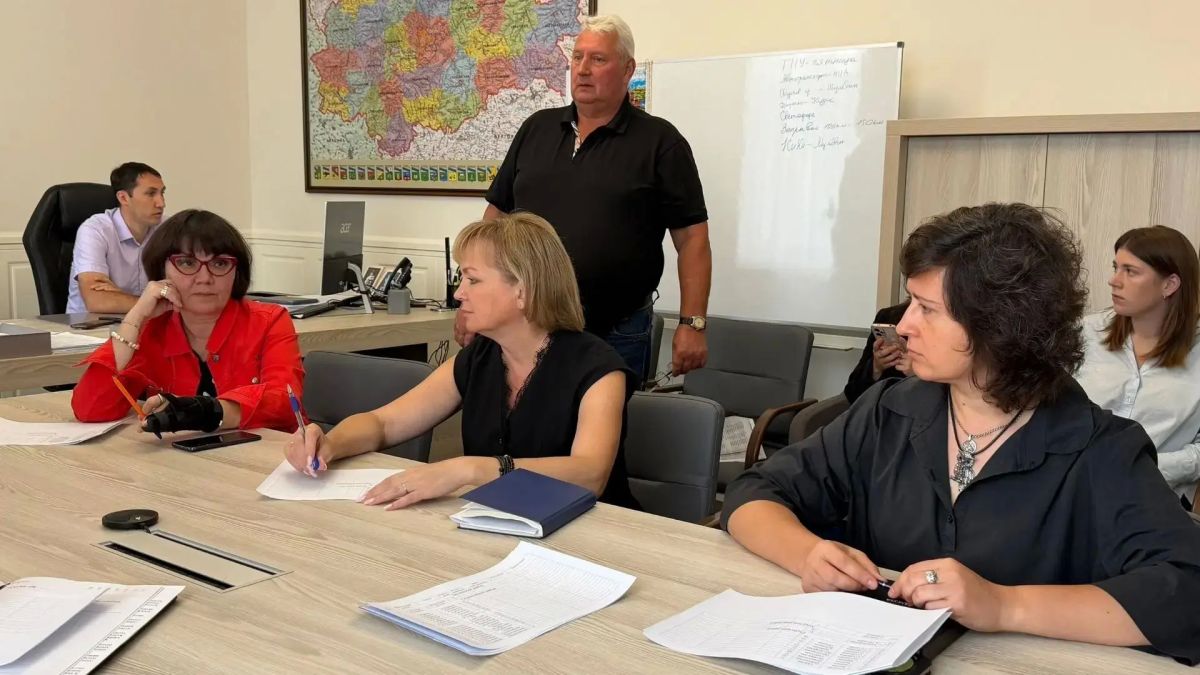 В Курске продолжают оценивать разрушение домов по видеоматериалам Минобороны В Курске продолжают оценивать разрушение домов по видеоматериалам Минобороны