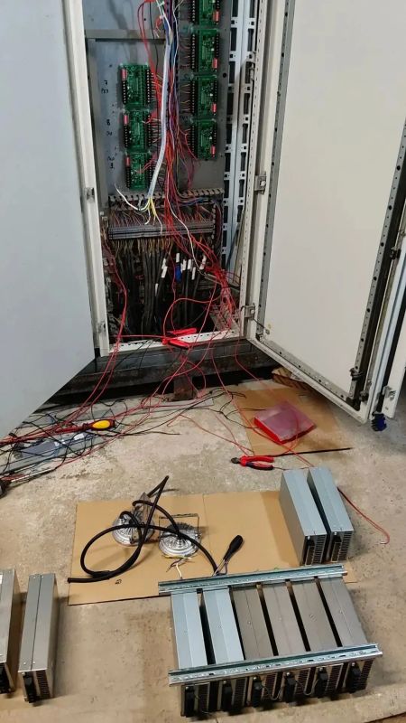 На Московской площади началась реконструкция фонтана На Московской площади началась реконструкция фонтана