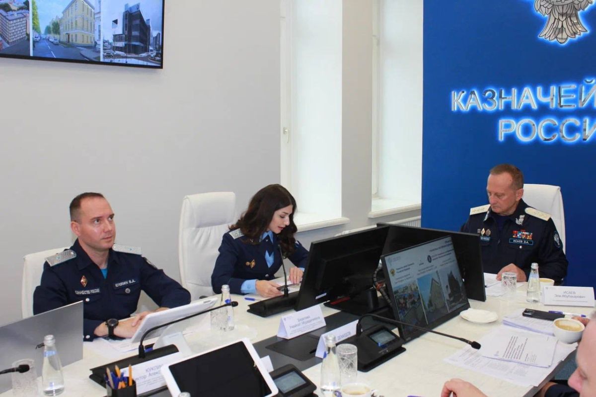Первый заместитель руководителя Казначейства России Эли Исаев провел заседание Контрольной комиссии Федерального казначейства Первый заместитель руководителя Казначейства России Эли Исаев провел заседание Контрольной комиссии Федерального казначейства